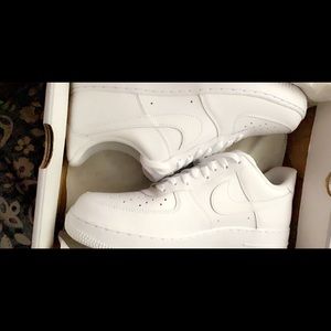 Nike Air Force 1